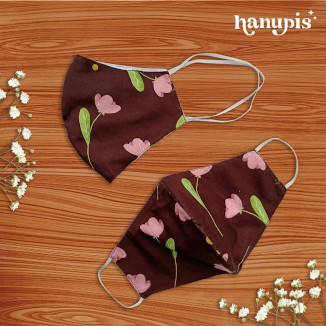 Masker kain motif kembang kayas
